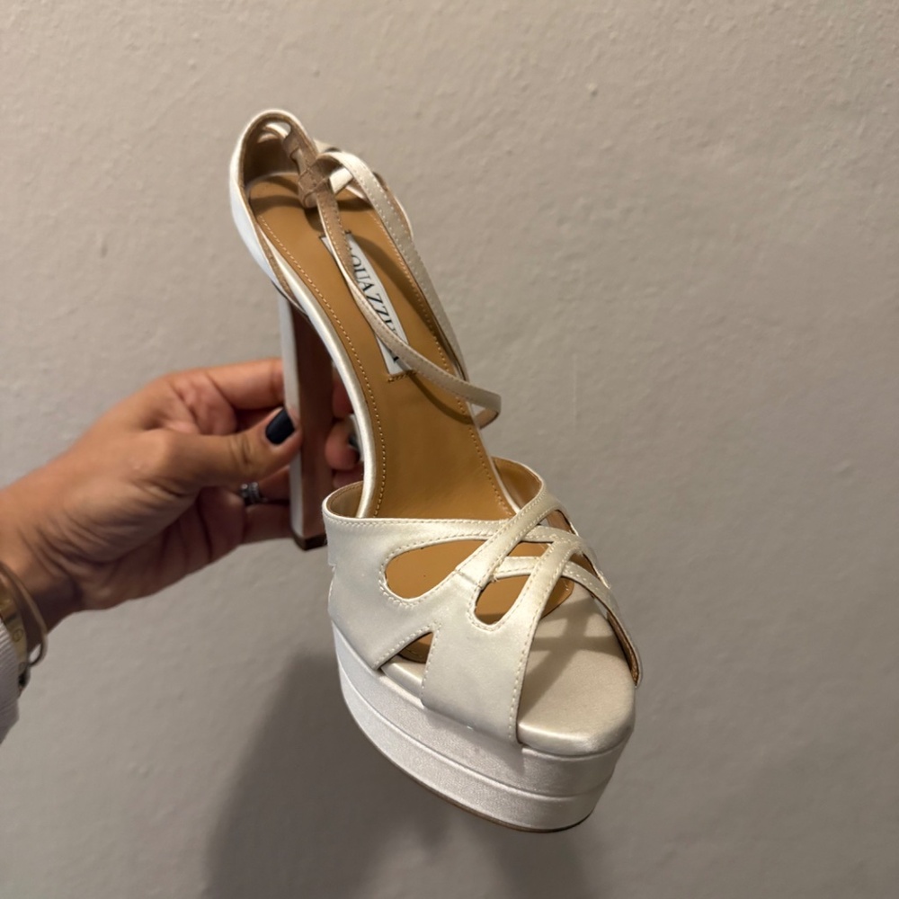 Aquazzura Cream Platform Sandals - Picture 2 of 5